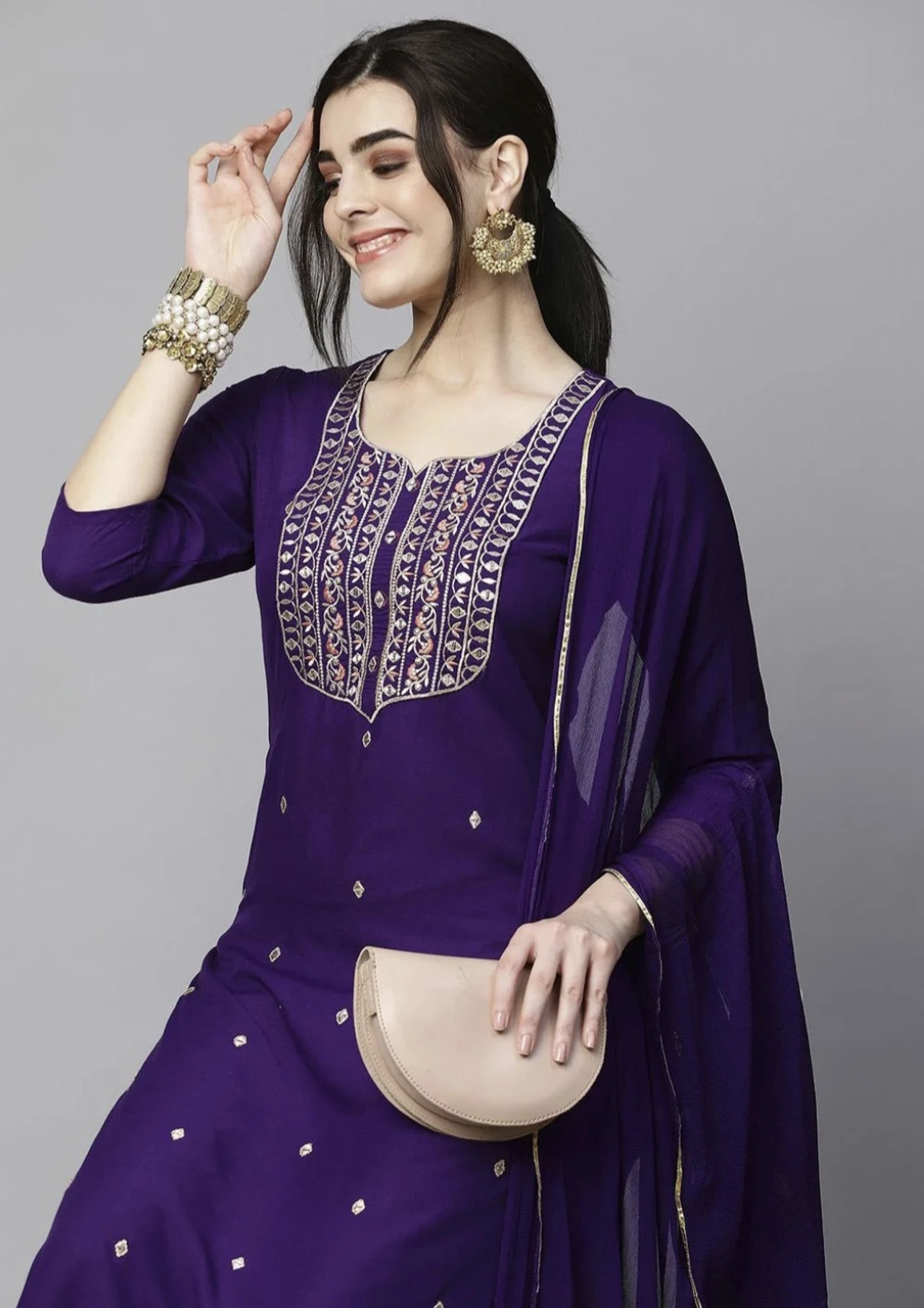 ANJIKI Women Cotton Blend Kurti Pant Dupatta Set