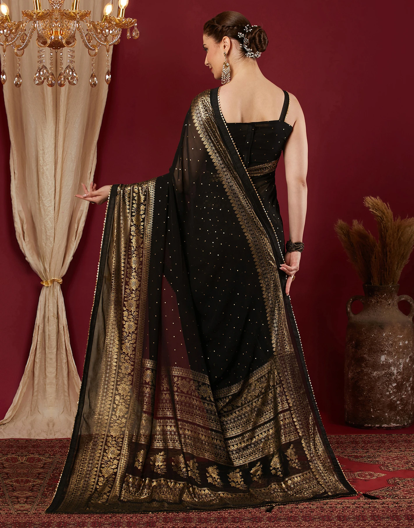 Samah Printed, Embellished Bollywood Georgette Saree (Black)