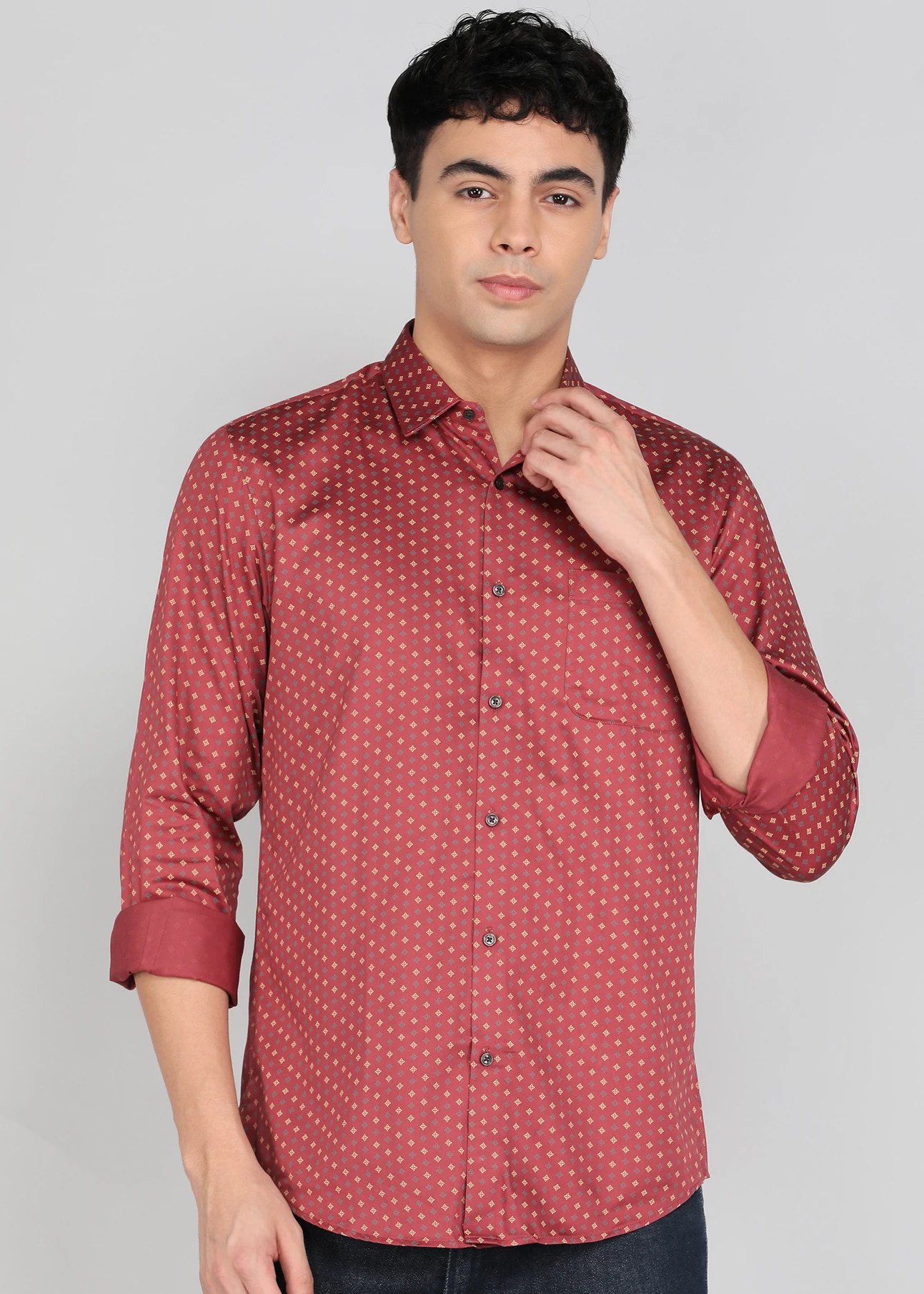 PETER ENGLAND Men Regular Fit Printed Spread Collar Casual Shirt