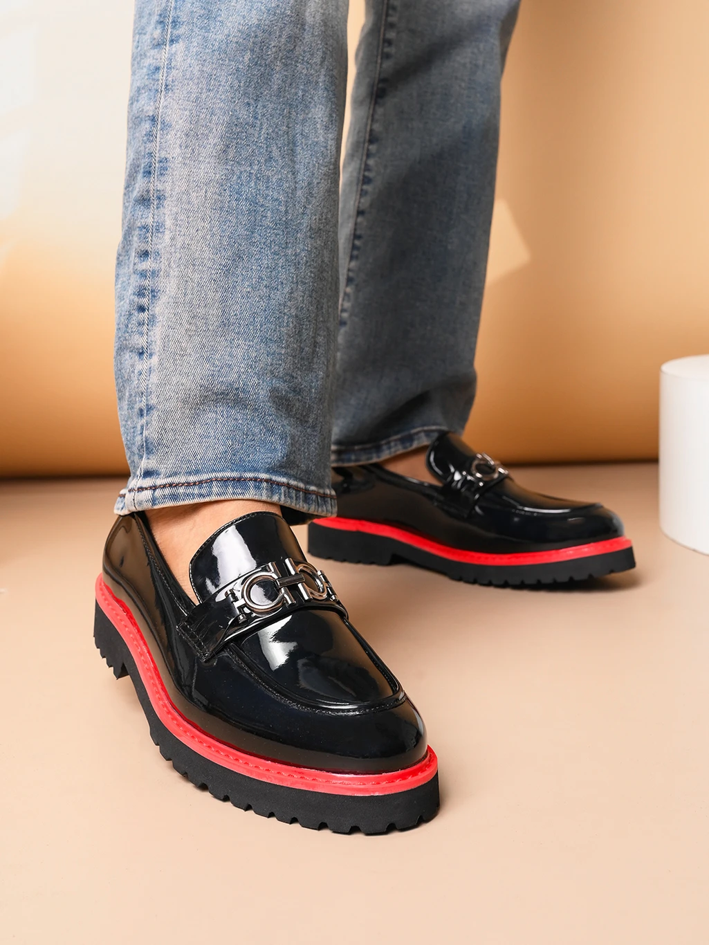 Comfortable Lightweight Height Increase Patent Finish Slipon Mocassin For Men