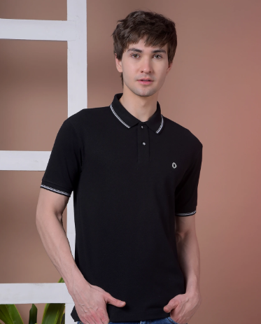 Men Solid Polo Neck Pure Cotton Black T-Shirt