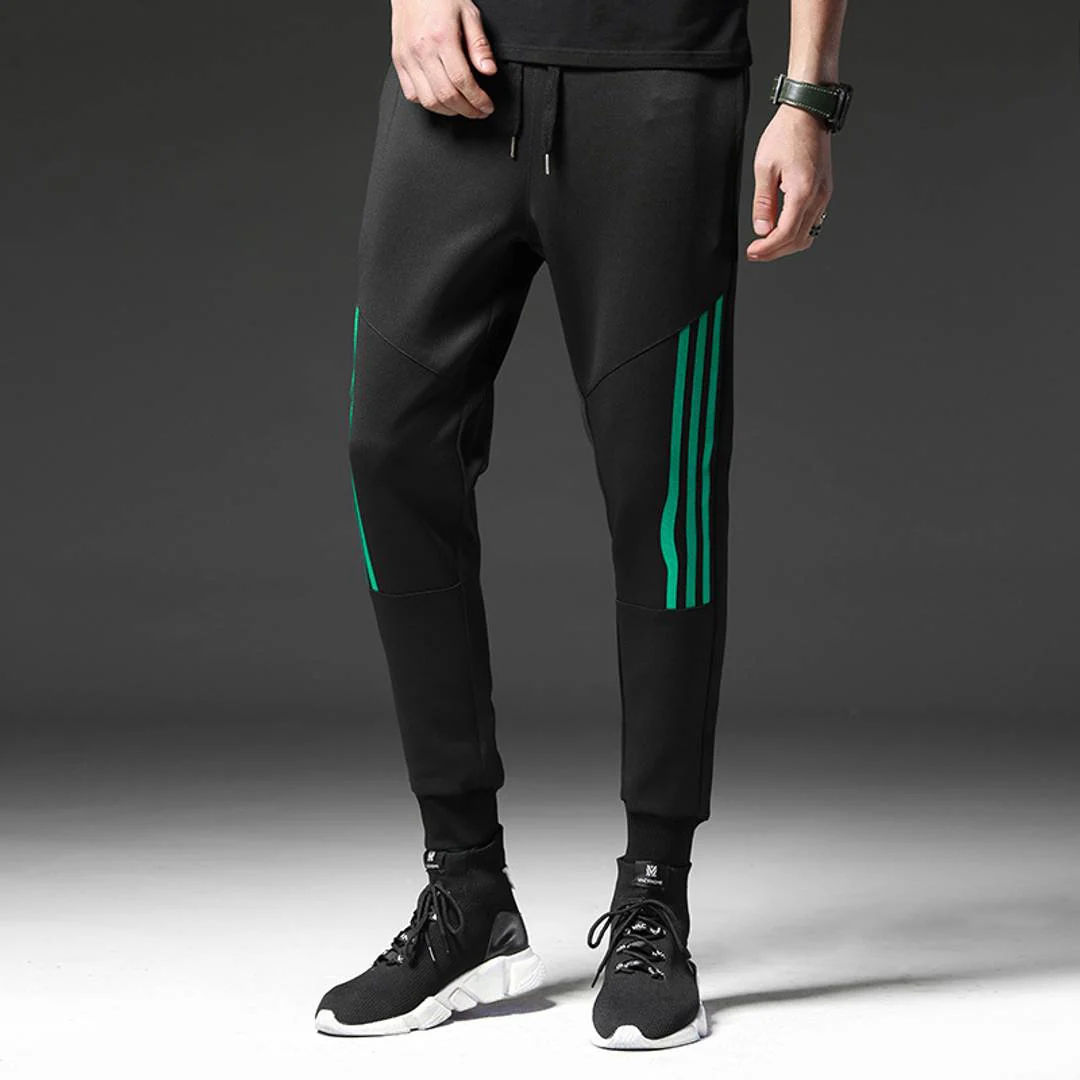 Men's Black Polyester Self Pattern Slim Fit Regular Track Pants