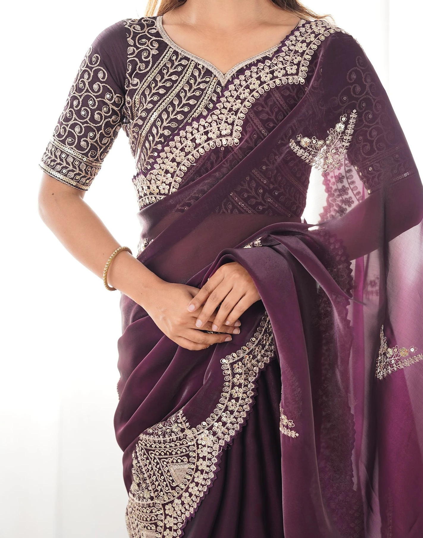 Samah Embroidered Bollywood Organza Saree (Purple)