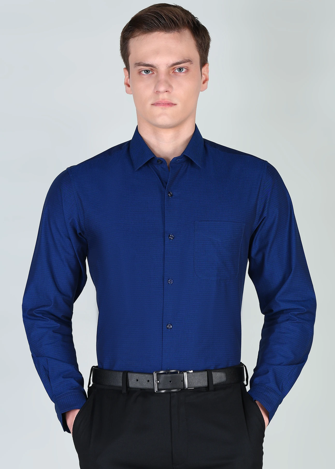 PETER ENGLAND Men Regular Fit Checkered Formal Shirt