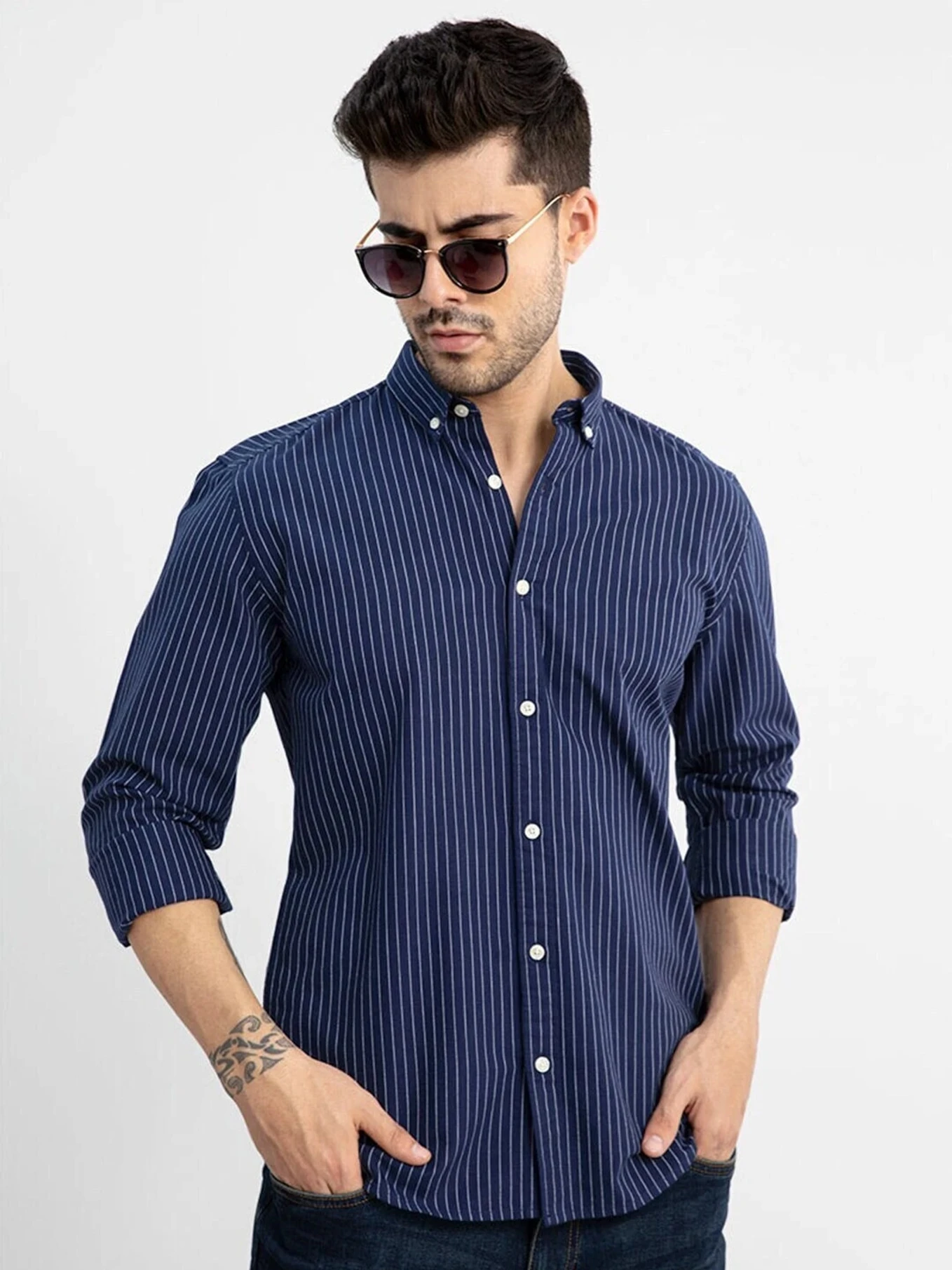 Snitch Men Slim Fit Striped Button Down Collar Casual Shirt